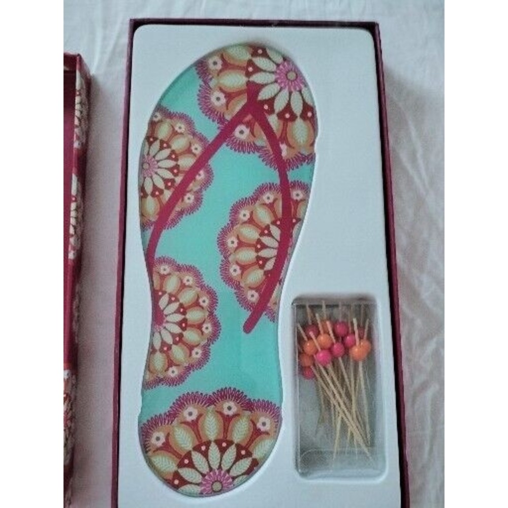 Flip Flop Serving Board with Picks